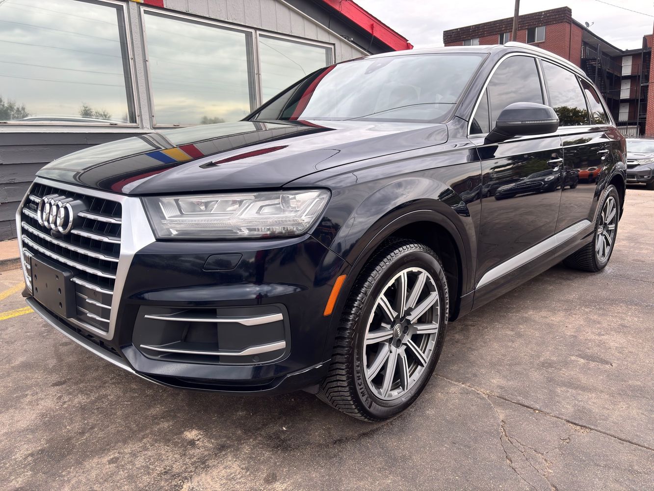 2017 Audi Q7 3.0T Premium Plus photo 3