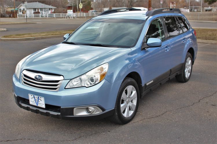 2010 Subaru Outback 2.5i Premium | Victory Motors of Colorado