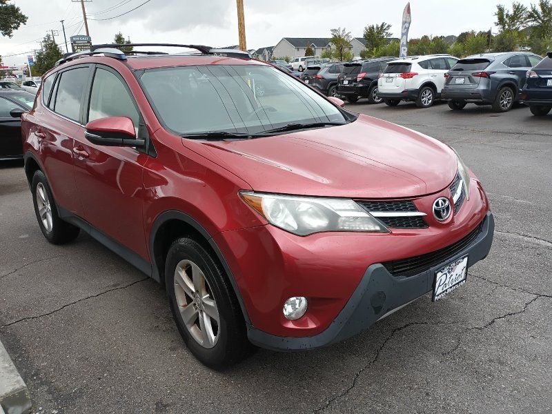 2013 Toyota RAV4 XLE photo 6