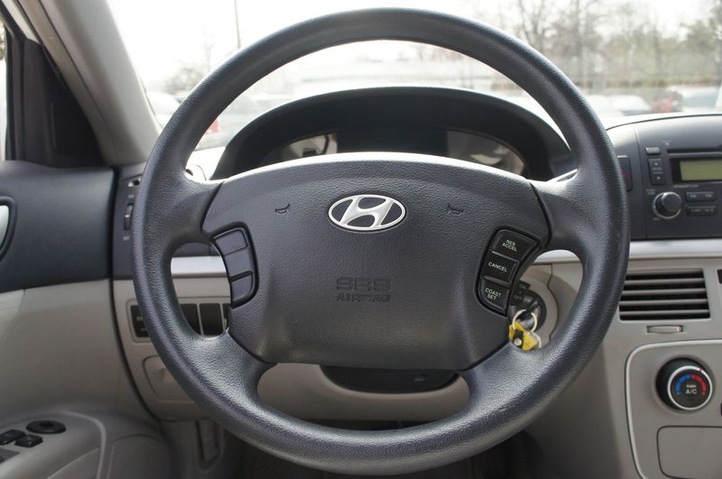 2008 Hyundai SONATA SE V6 4dr Sedan - Research - GrooveCar