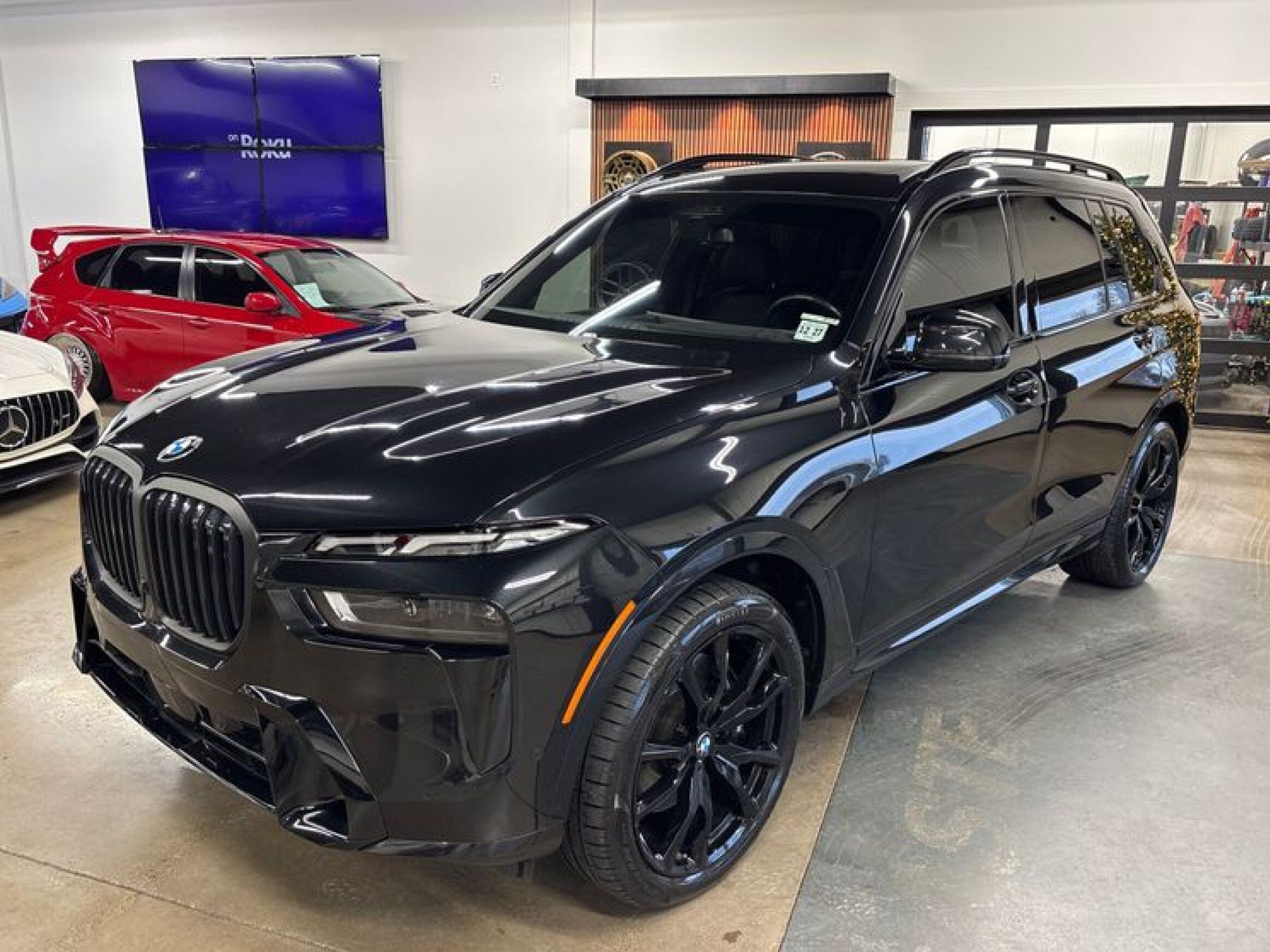 2023 BMW X7 40i's photo