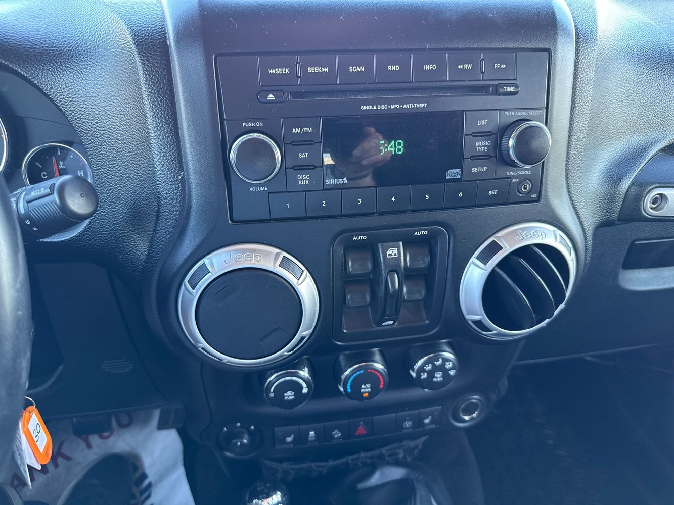 2012 Jeep Wrangler Unlimited Rubicon photo 18
