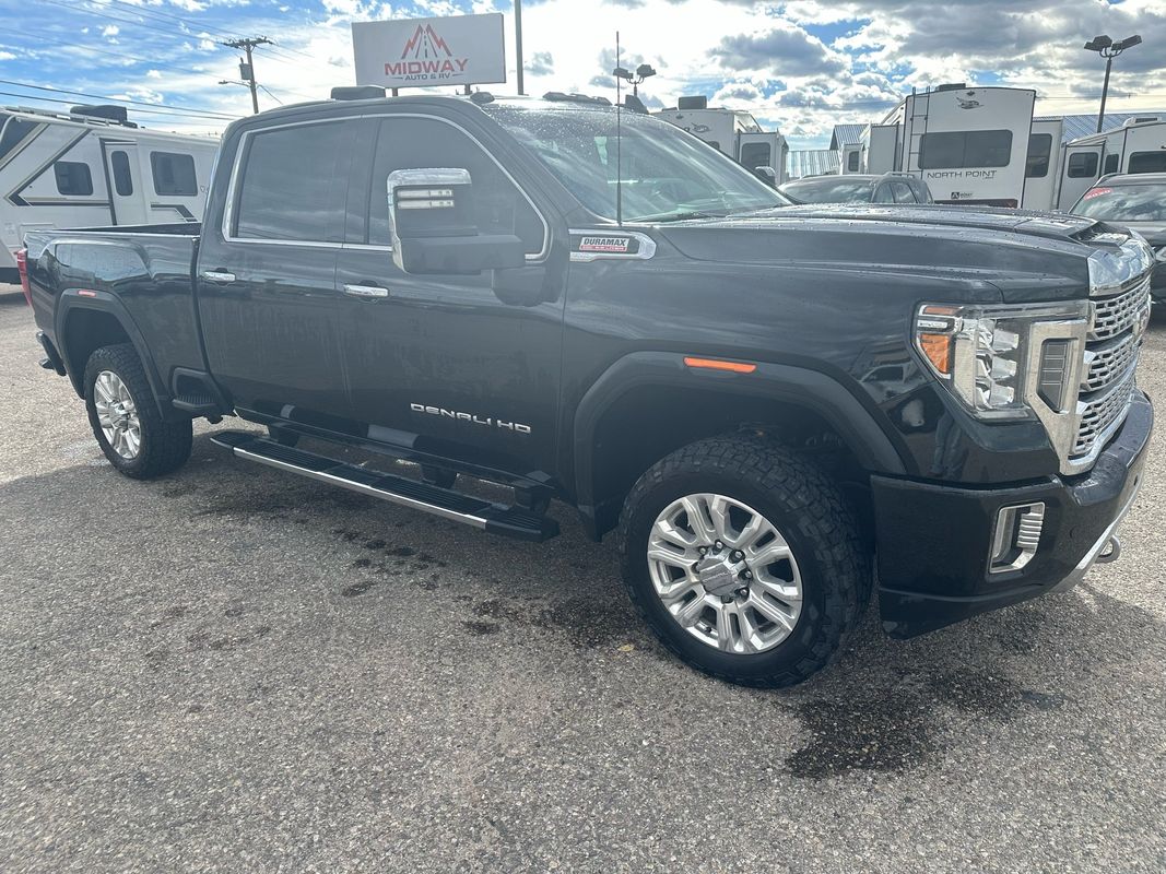 2021 GMC Sierra 3500HD Denali's photo