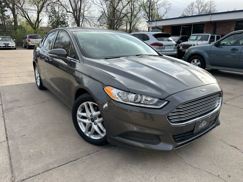 2016 Ford Fusion SE