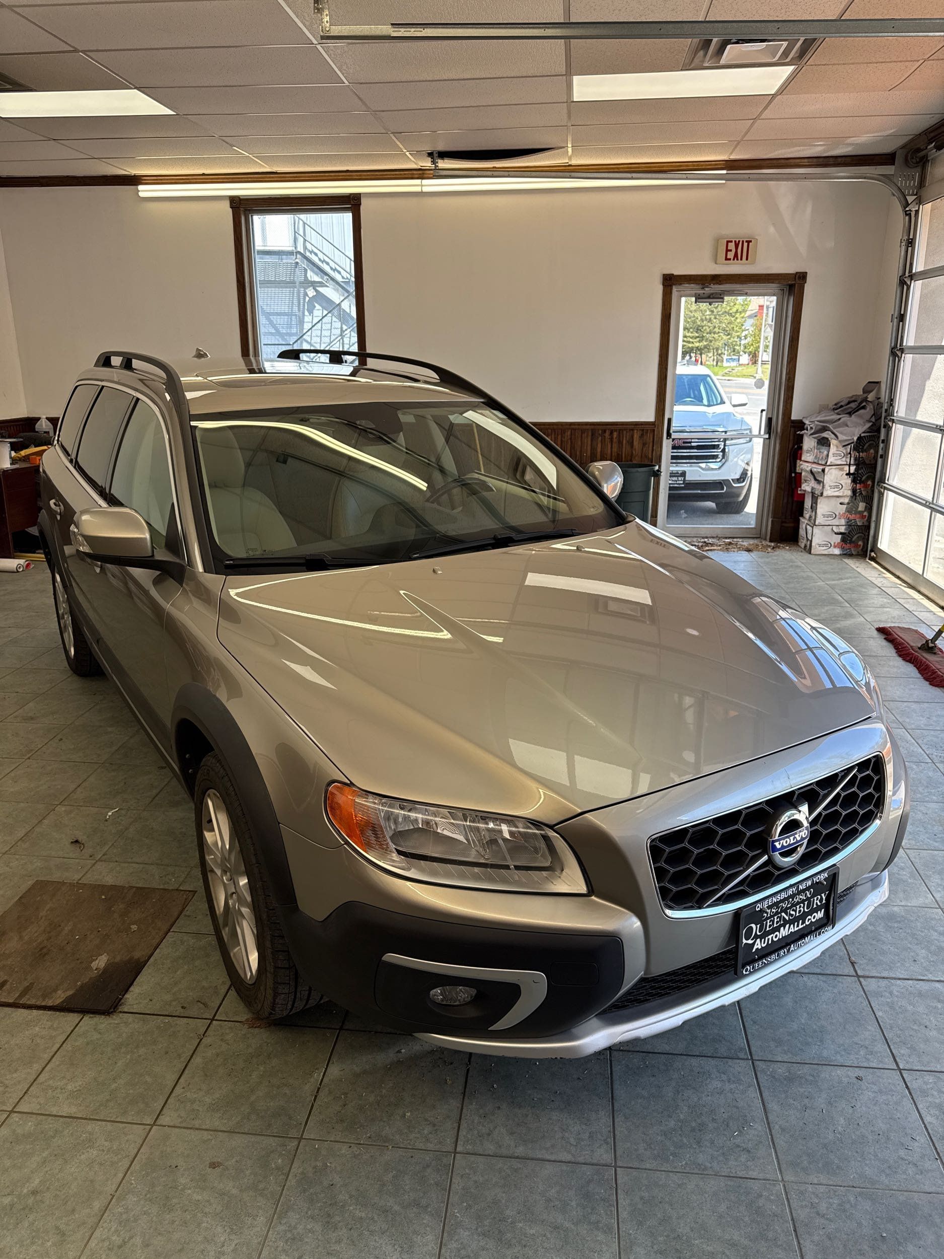2016 Volvo XC70 T5 AWD Premier's photo