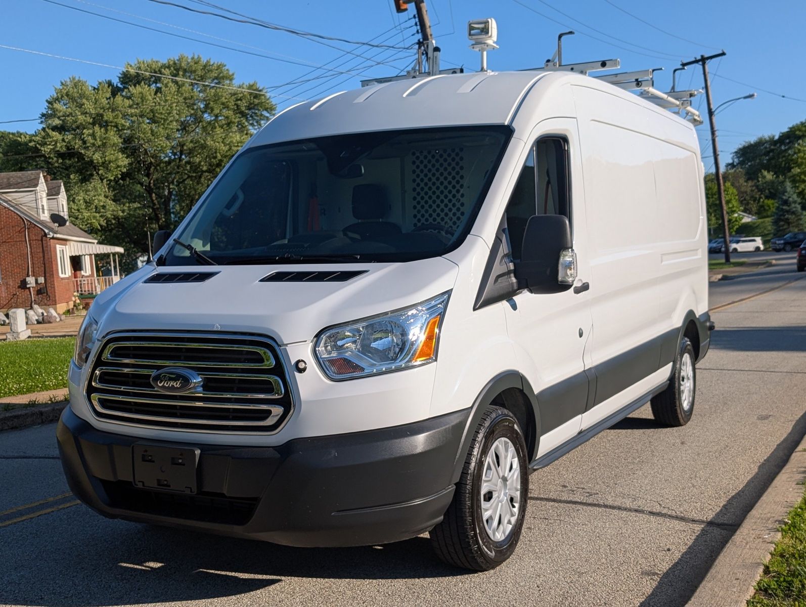 2017 Ford Transit-250 9