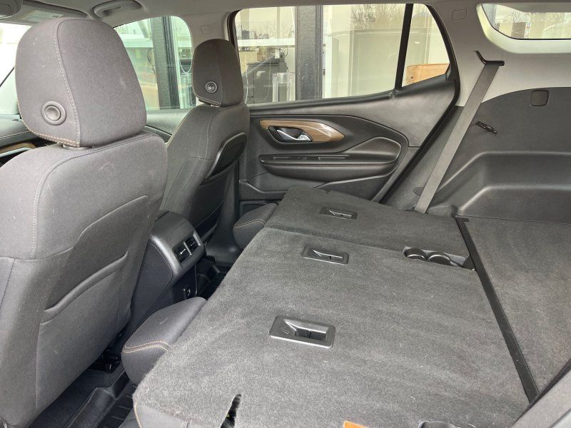 2021 Gmc Terrain SLE photo 4