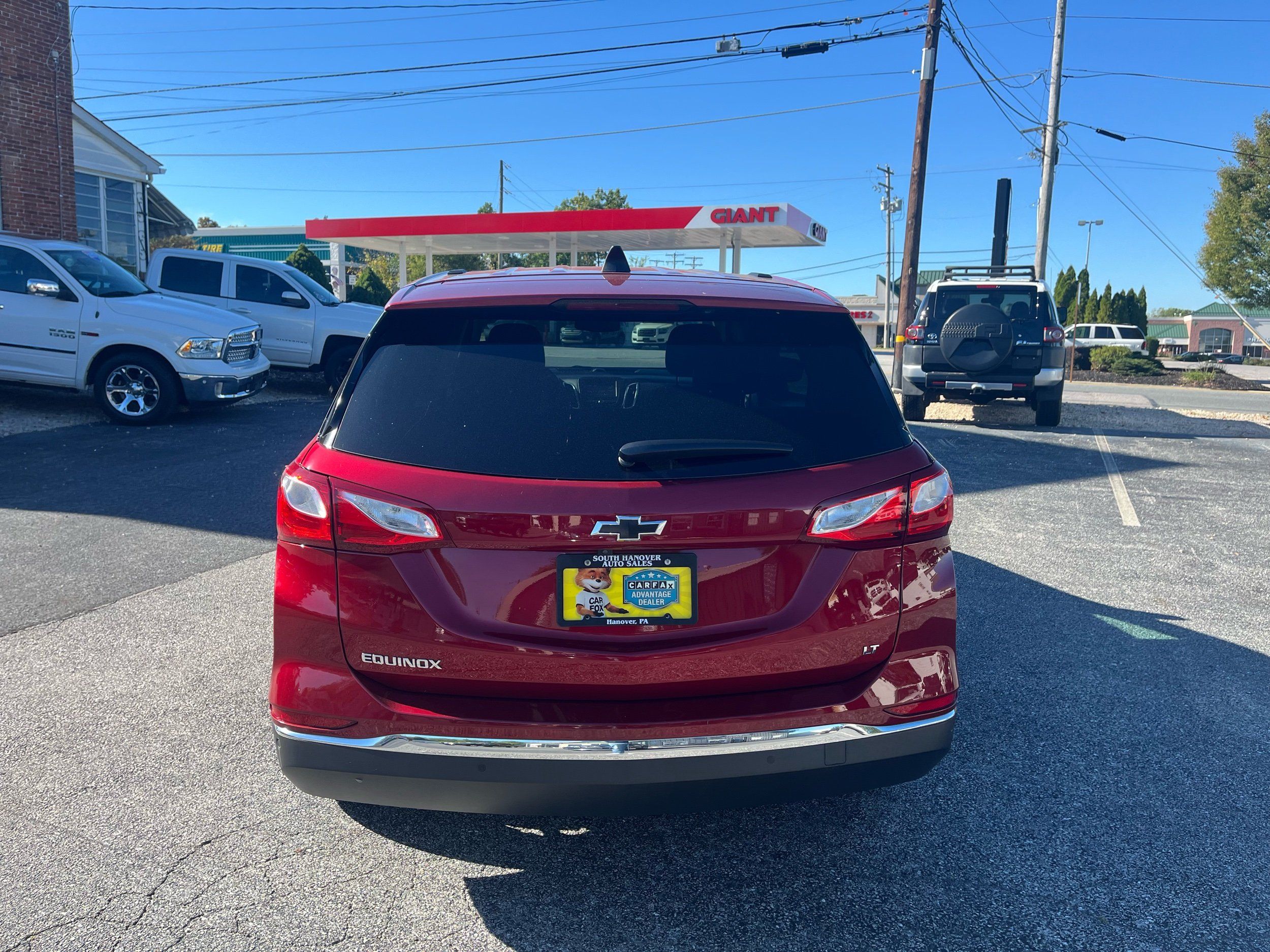 2018 Chevrolet Equinox LT photo 2