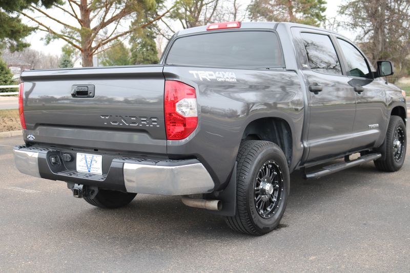 2014 Toyota Tundra Photos