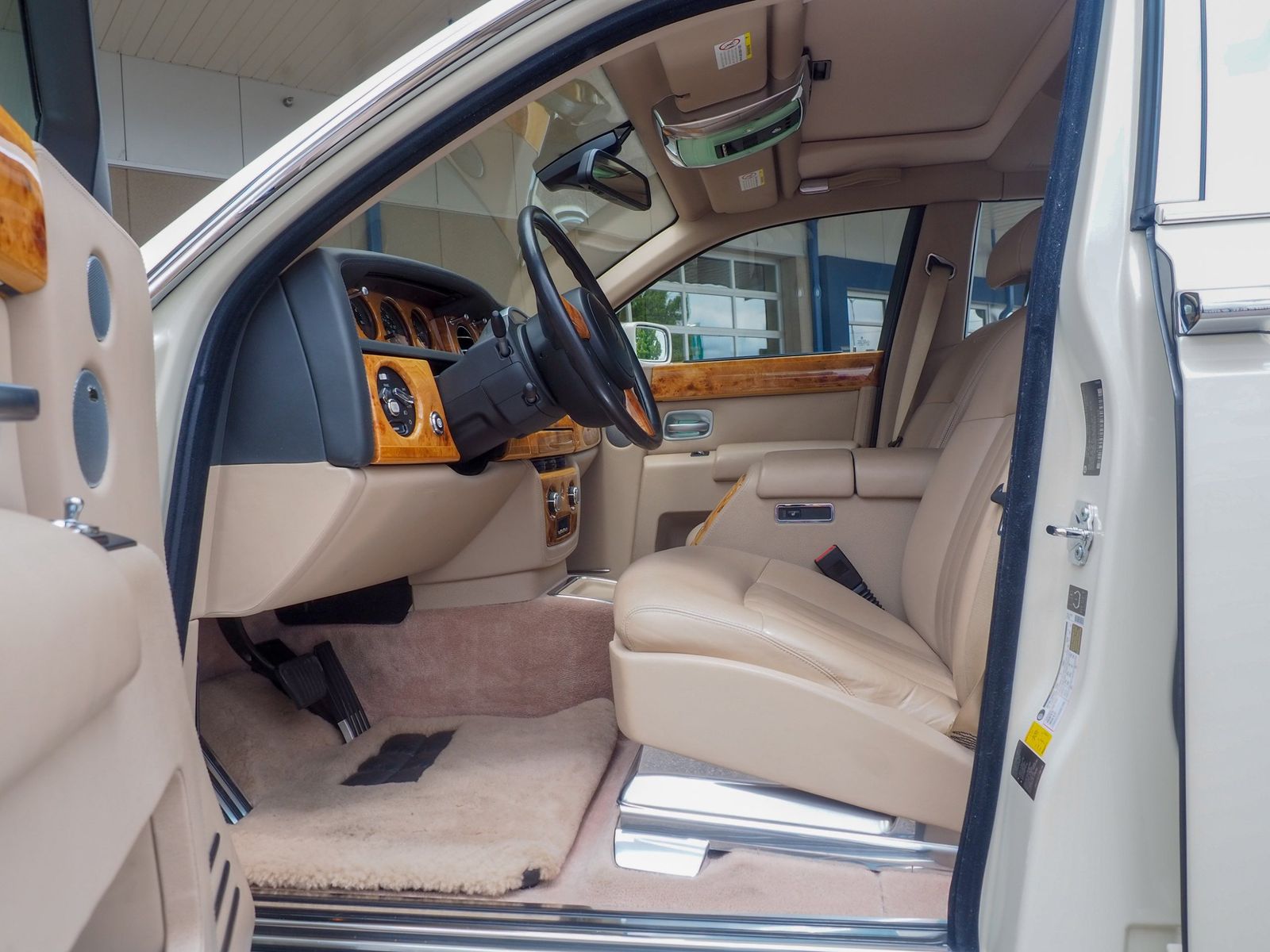 2006 Rolls-Royce Phantom 44