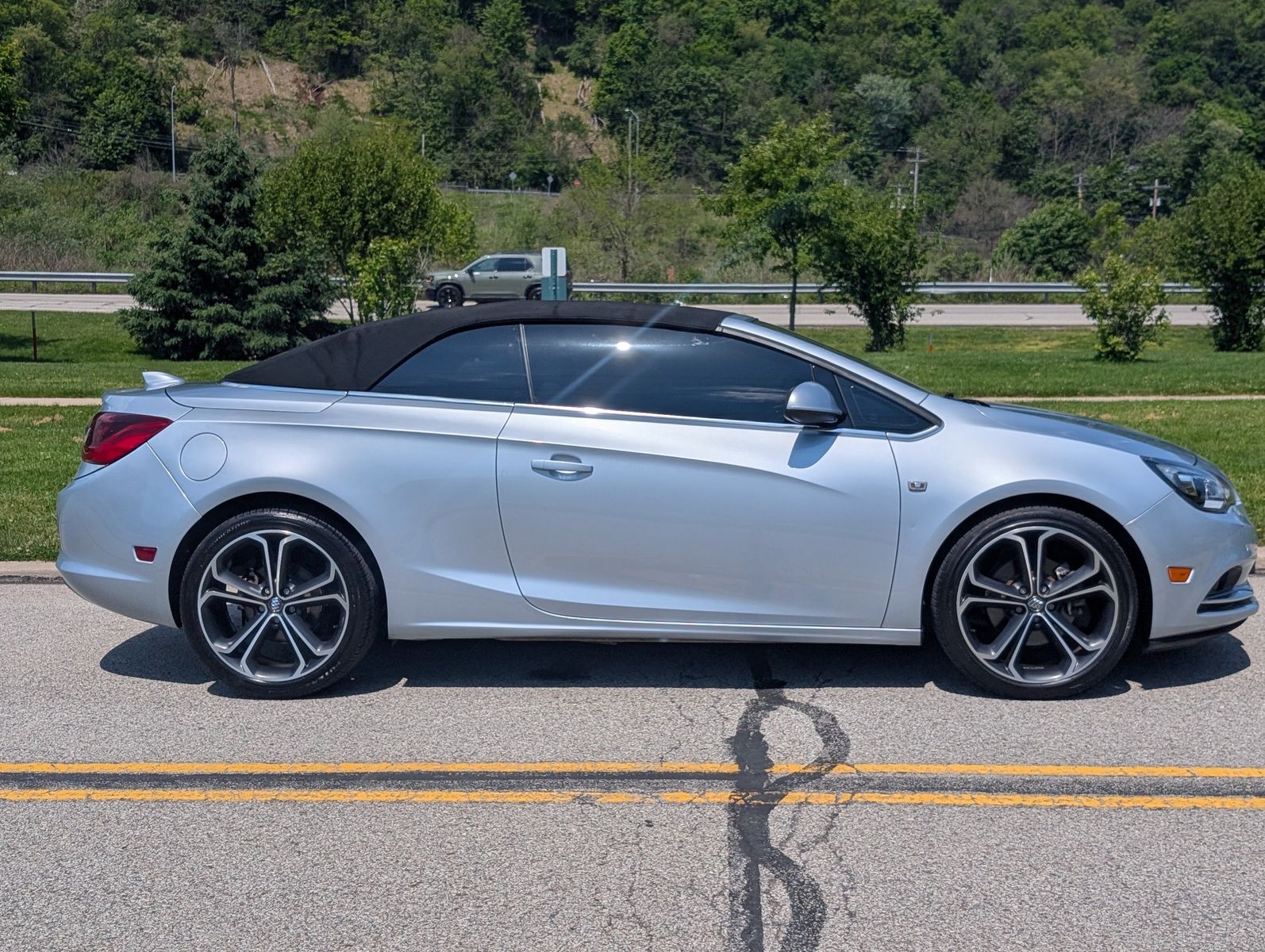 2016 Buick Cascada 84