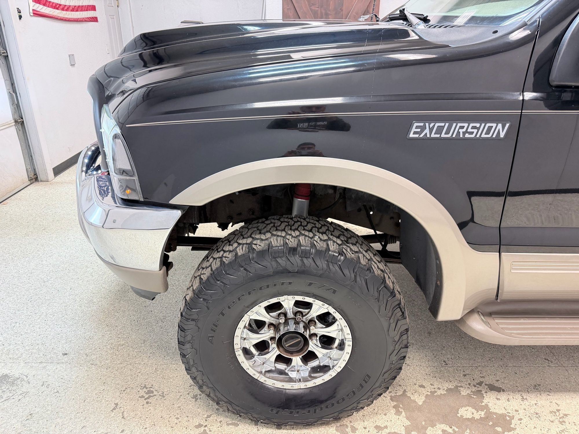 2001 Ford Excursion Limited photo 4