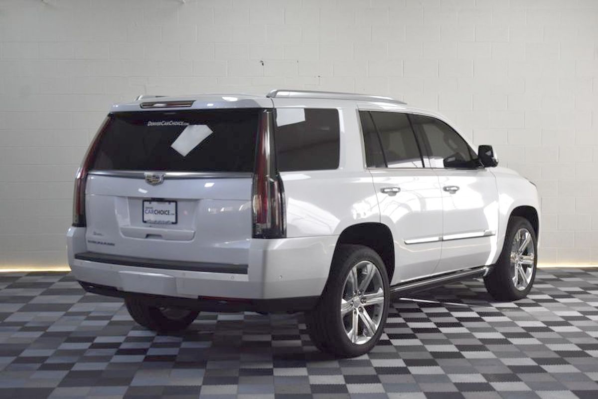 2017 Cadillac Escalade Premium Luxury