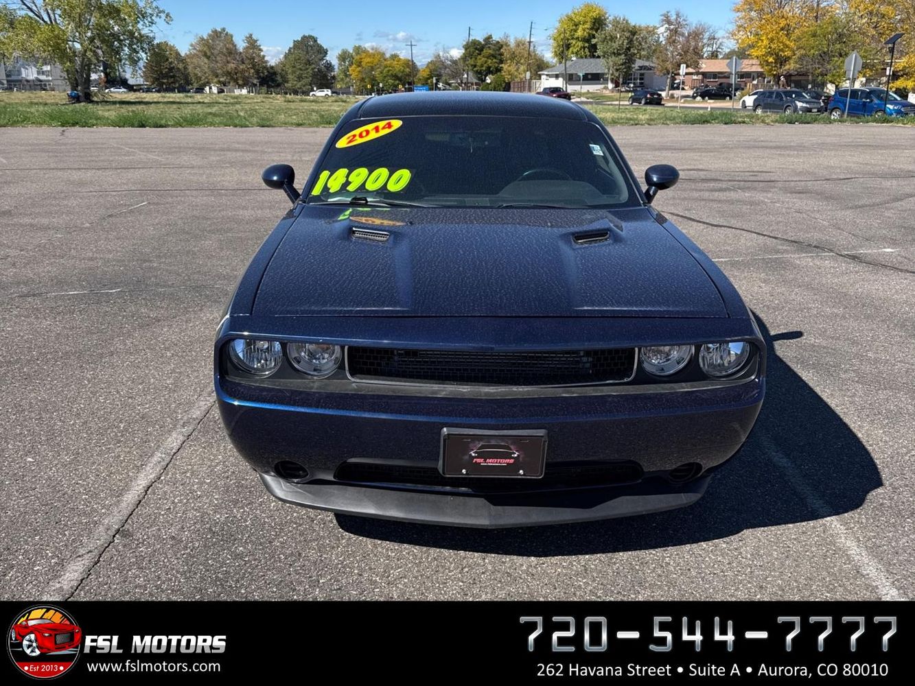 2014 Dodge Challenger SXT photo 3