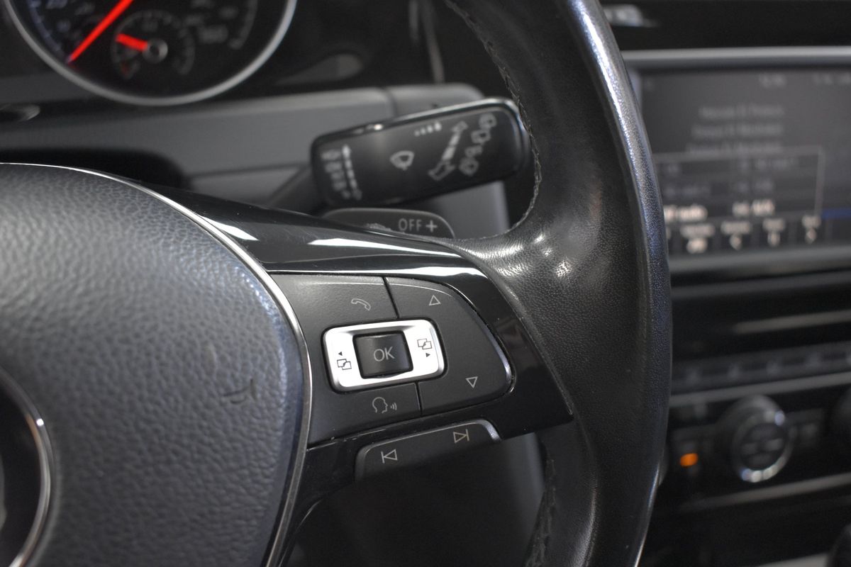 2017 Volkswagen Golf SportWagen TSI SEL