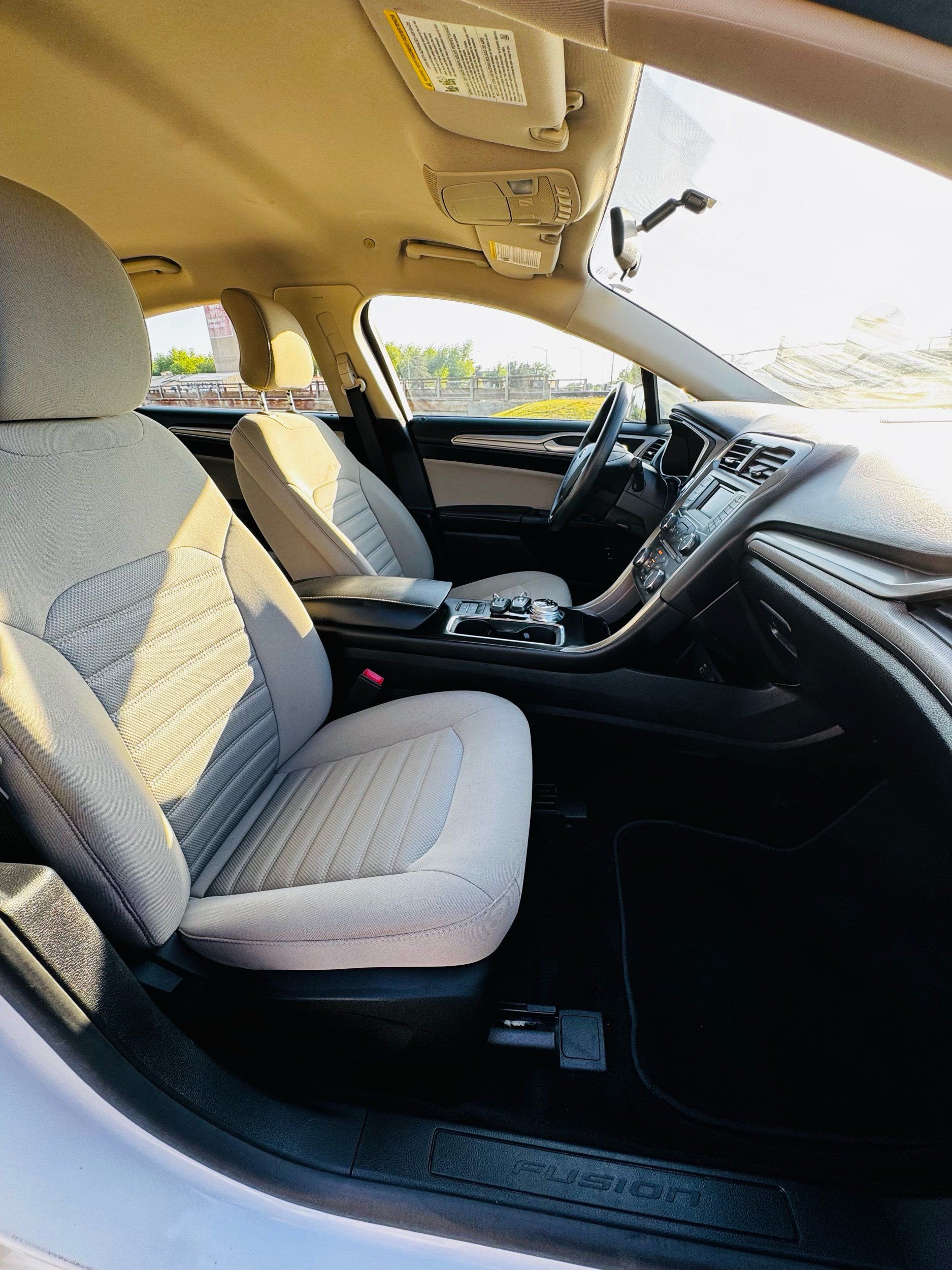 2018 Ford Fusion Hybrid S - Photo 26