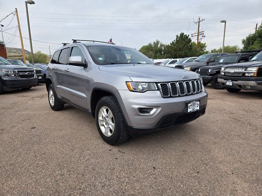 2017 Jeep Grand Cherokee Laredo E