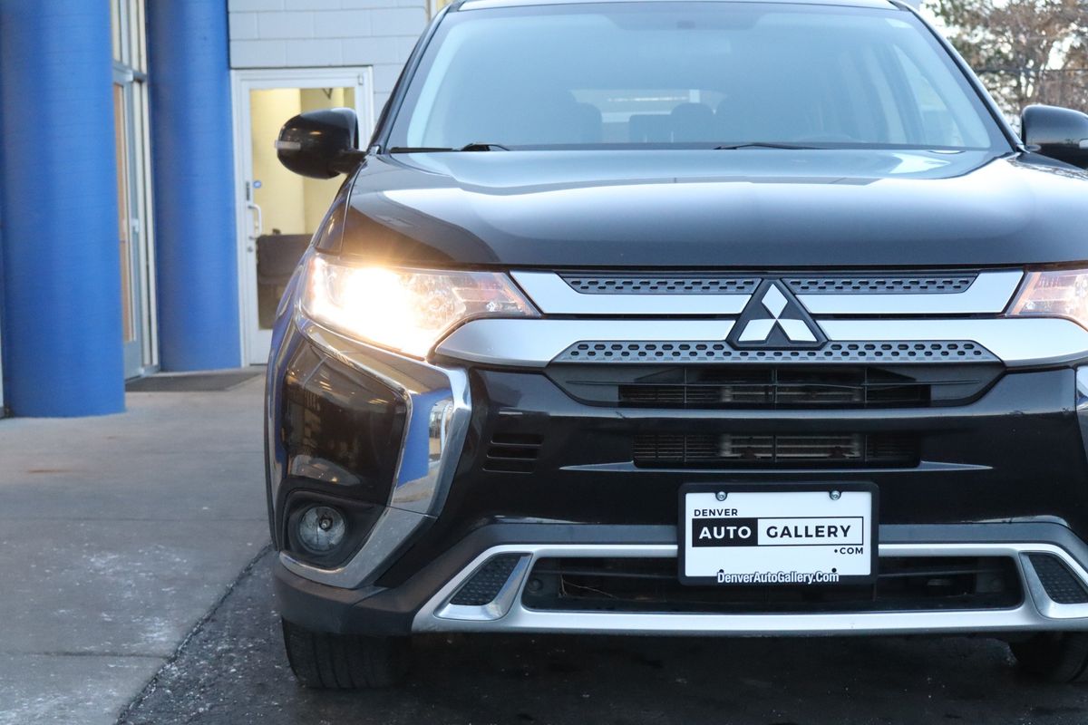 2019 Mitsubishi Outlander SE