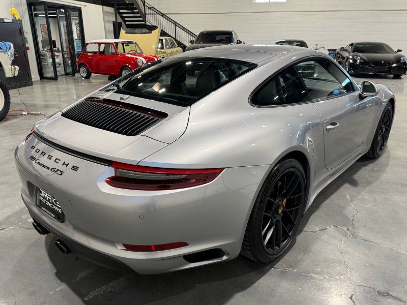 2017 Porsche 911 Carrera GTS, photo 5