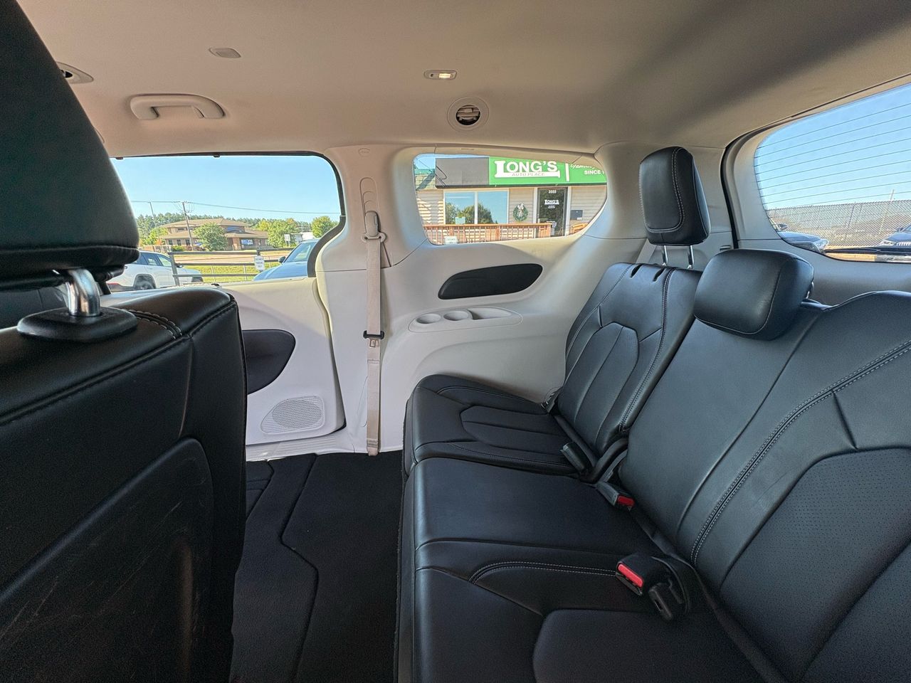 2024 Chrysler Pacifica Touring L - Photo 29