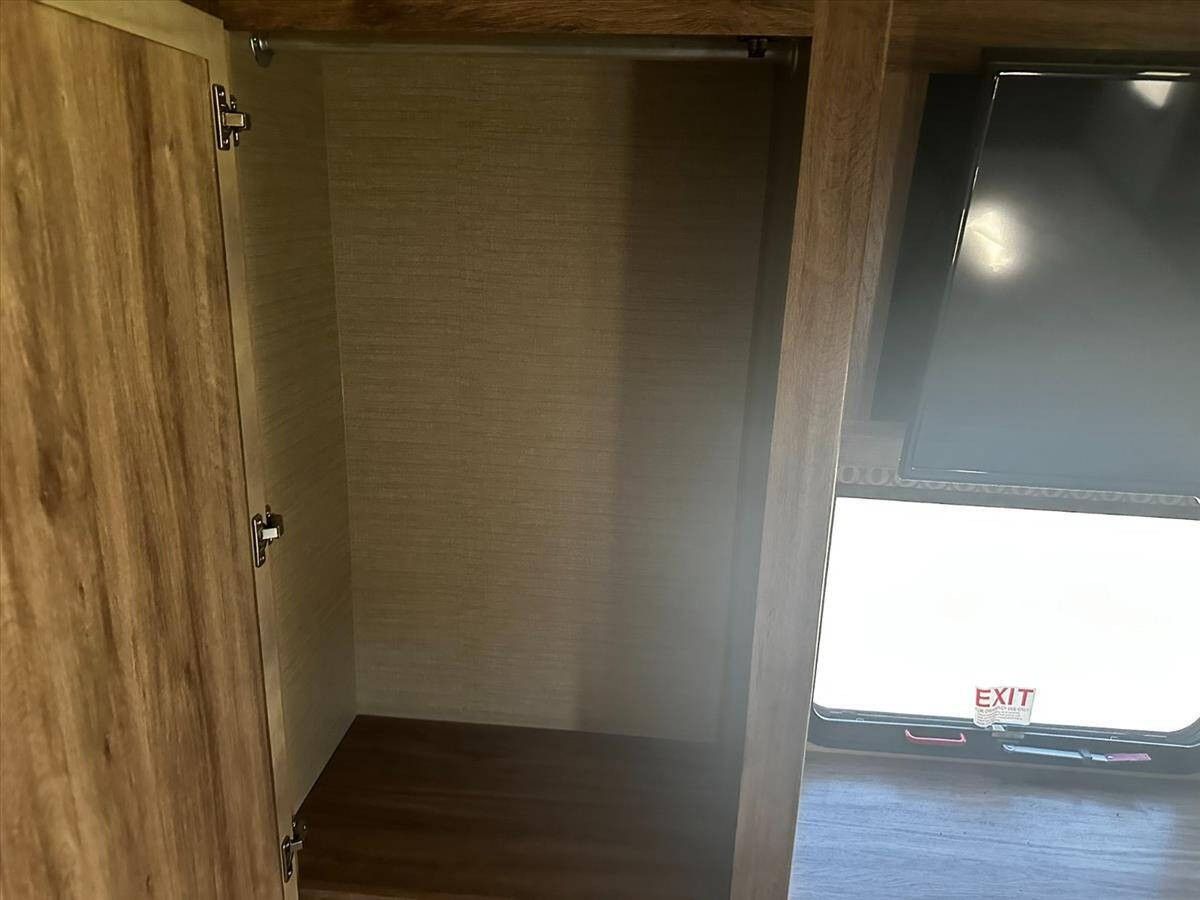 2019 Jayco Embark 85