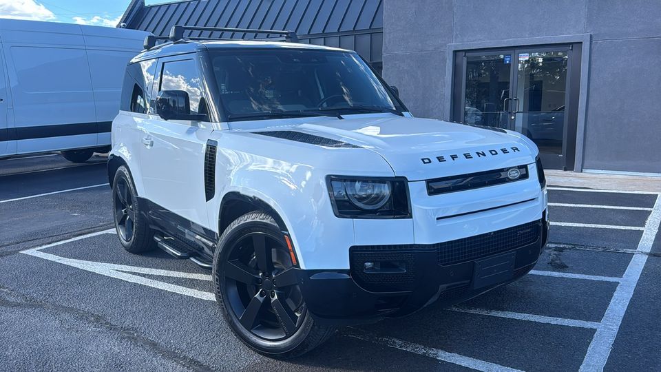 2023 Land Rover Defender 90 X-Dynamic SE
