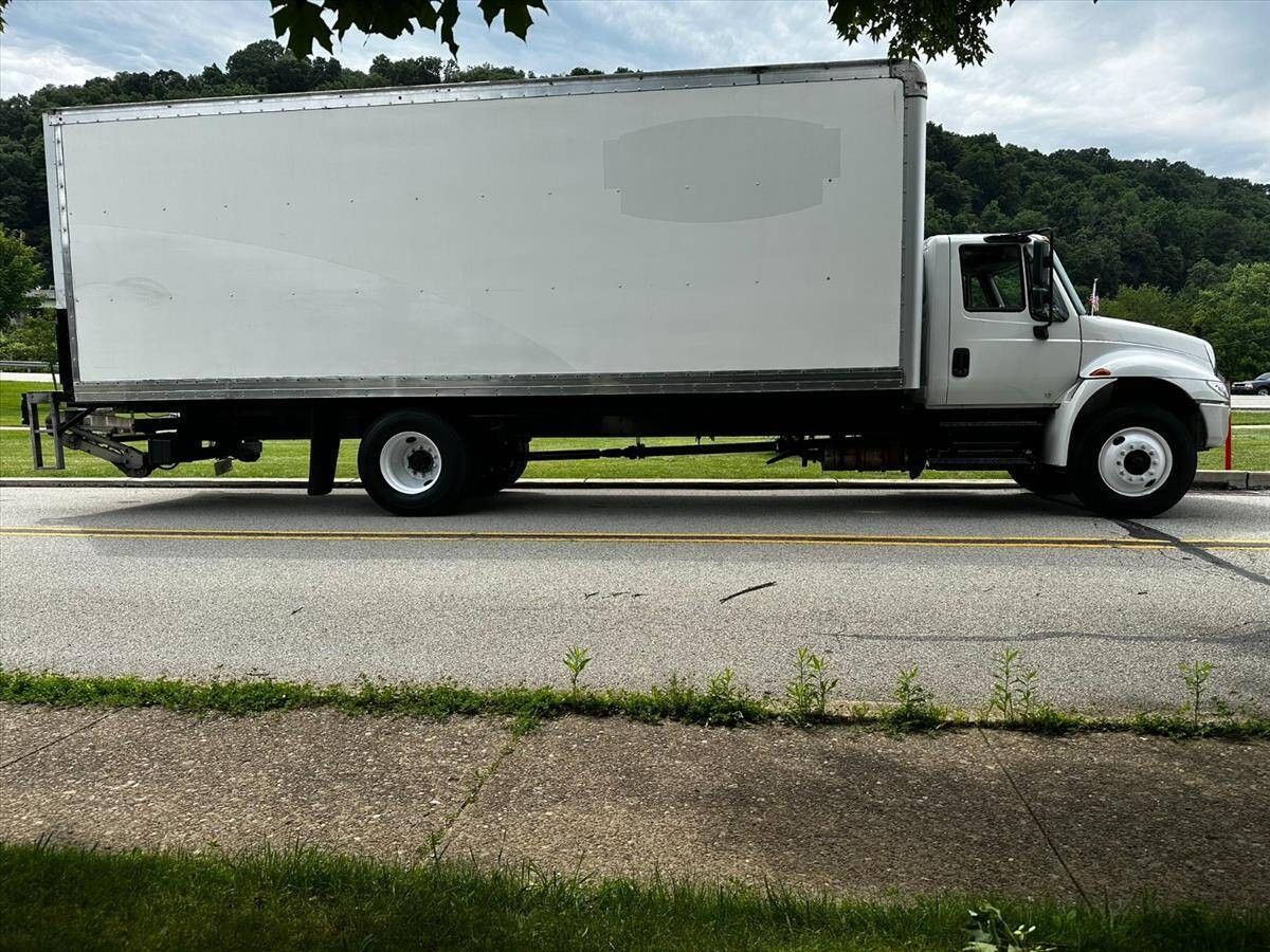 2019 International DuraStar 4300 3