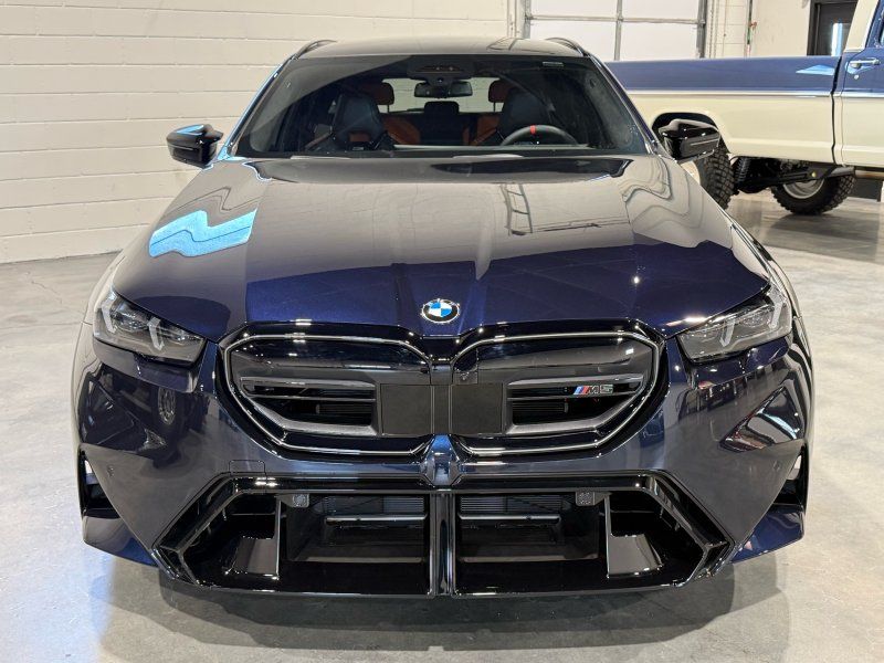 2025 BMW M5 Touring, photo 8