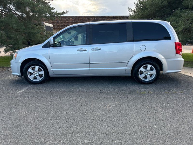 2012 Dodge Grand Caravan SXT photo 4