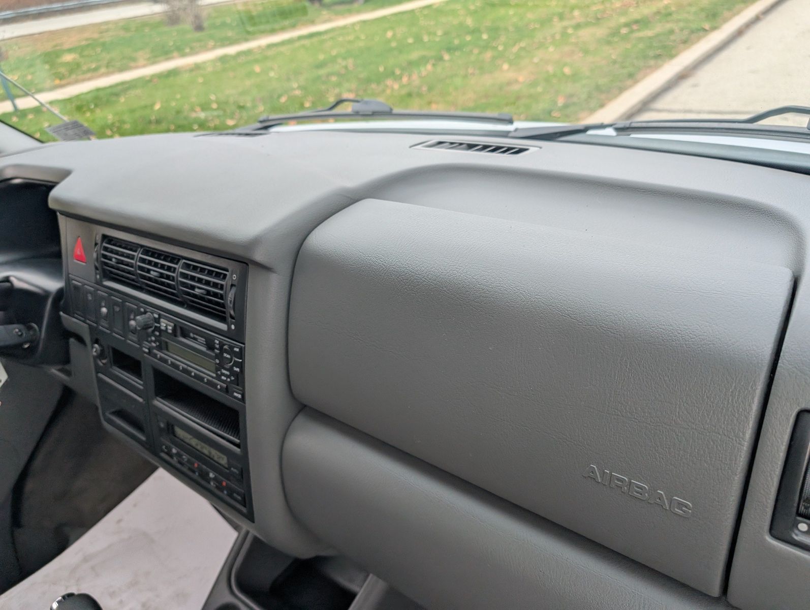 2003 Volkswagen EuroVan 196