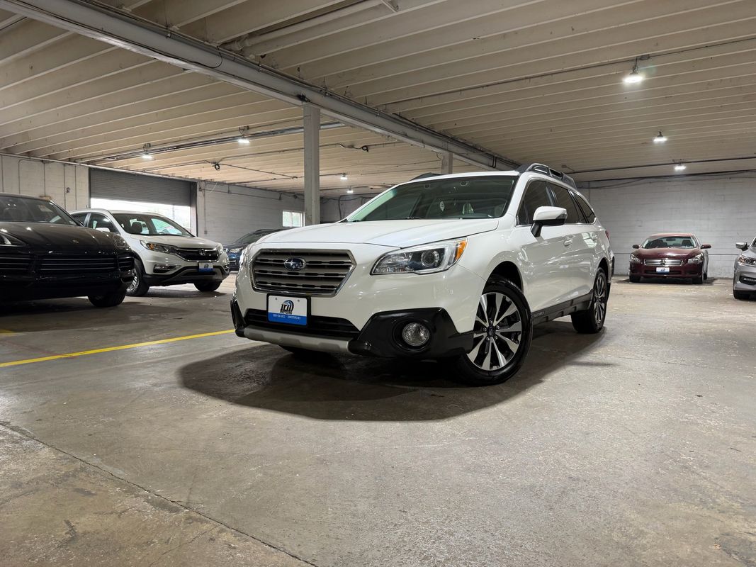 White 2016 Subaru Outback Wagon All-Wheel Drive 6-Speed CVT