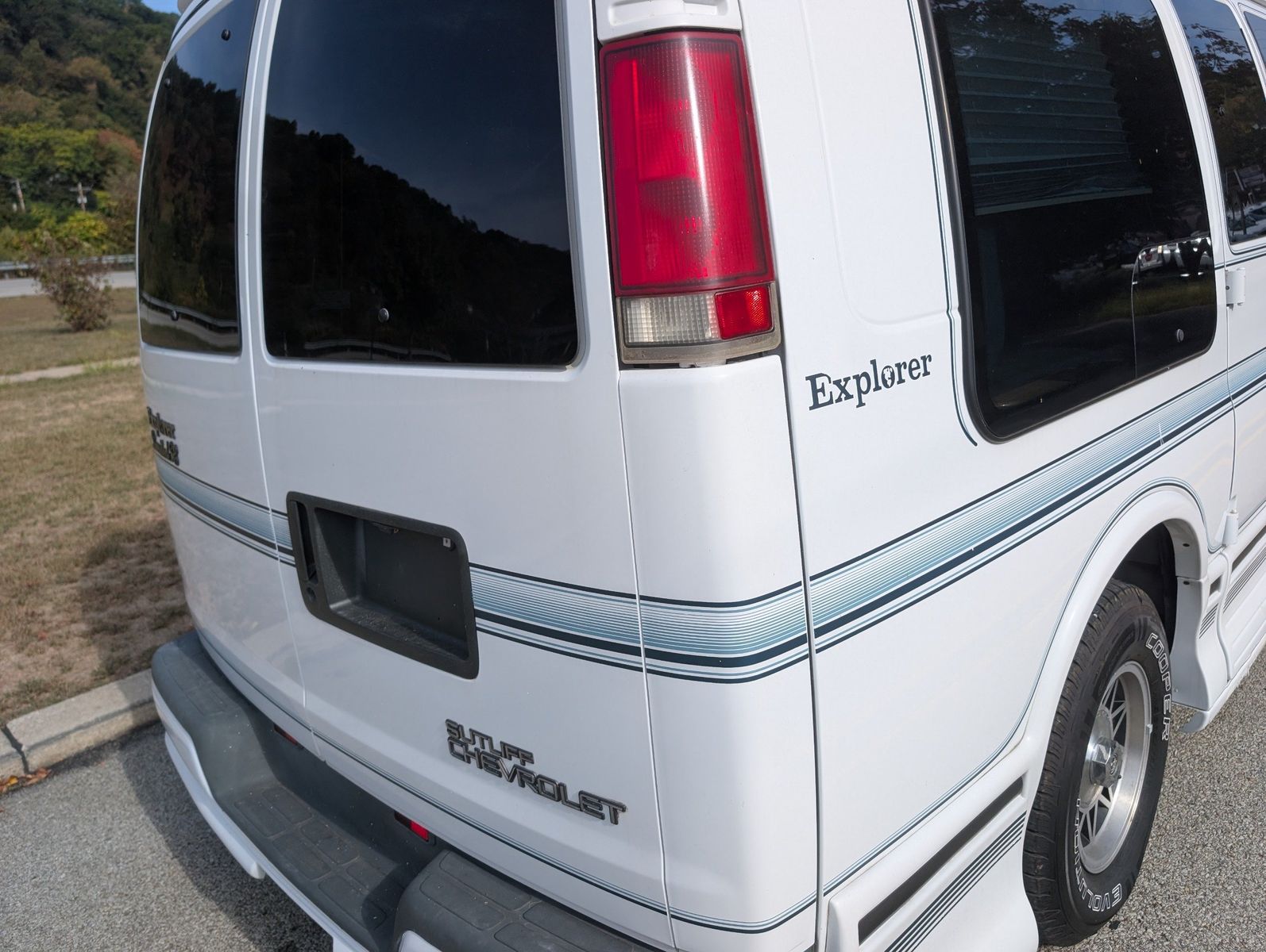 1997 Chevrolet Express G1500 28