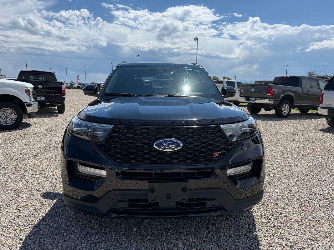 View vehicle photo 3