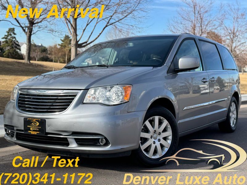 2015 Chrysler Town & Country Touring
