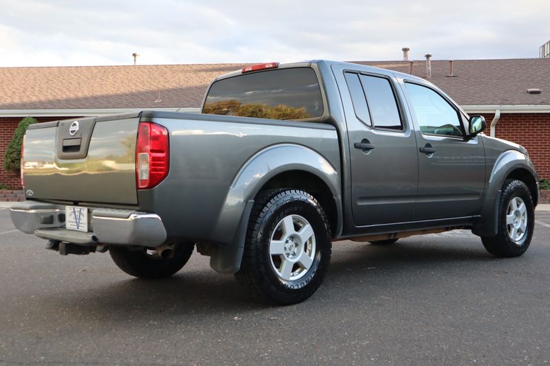 2005 Nissan Frontier Photos