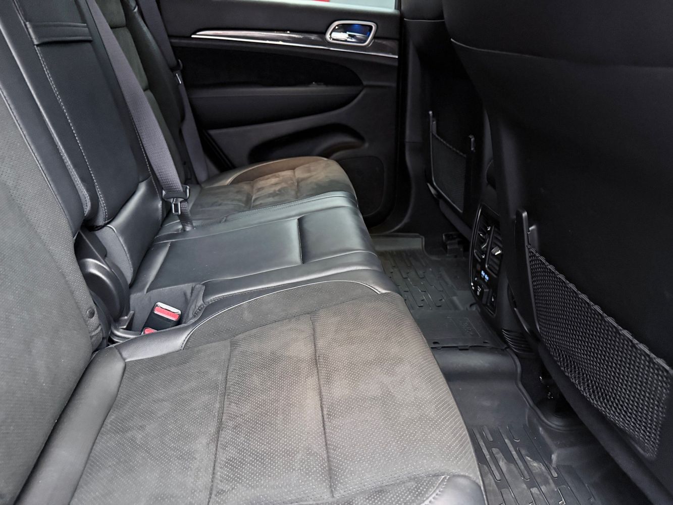 2021 Jeep Grand Cherokee SRT8 photo 12