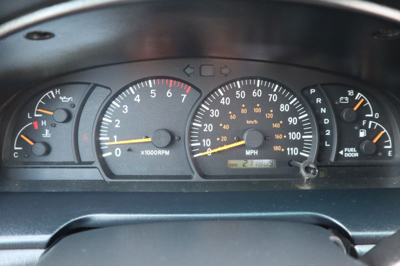 TOYA様　オーダー専用ページ 2003 Toyota Tundra SR5 | Victory Motors of Colorado