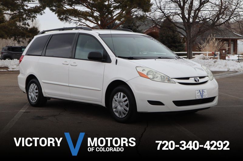 2006 sales toyota minivan