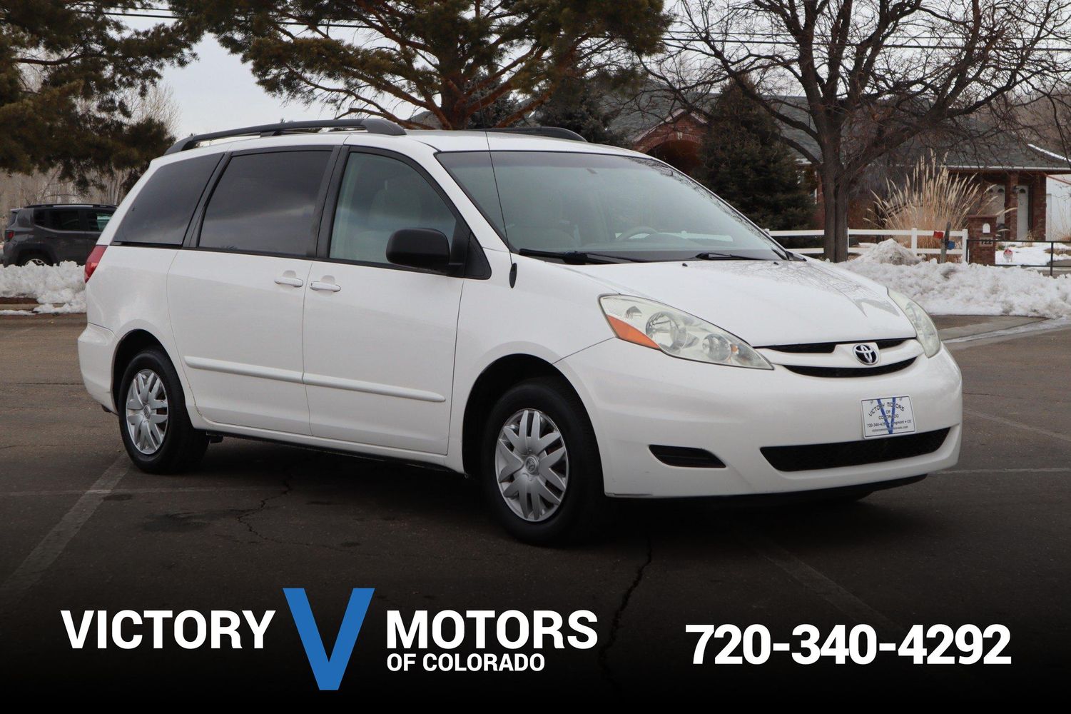 2006 Toyota Sienna LE 7 Passenger Victory Motors of Colorado