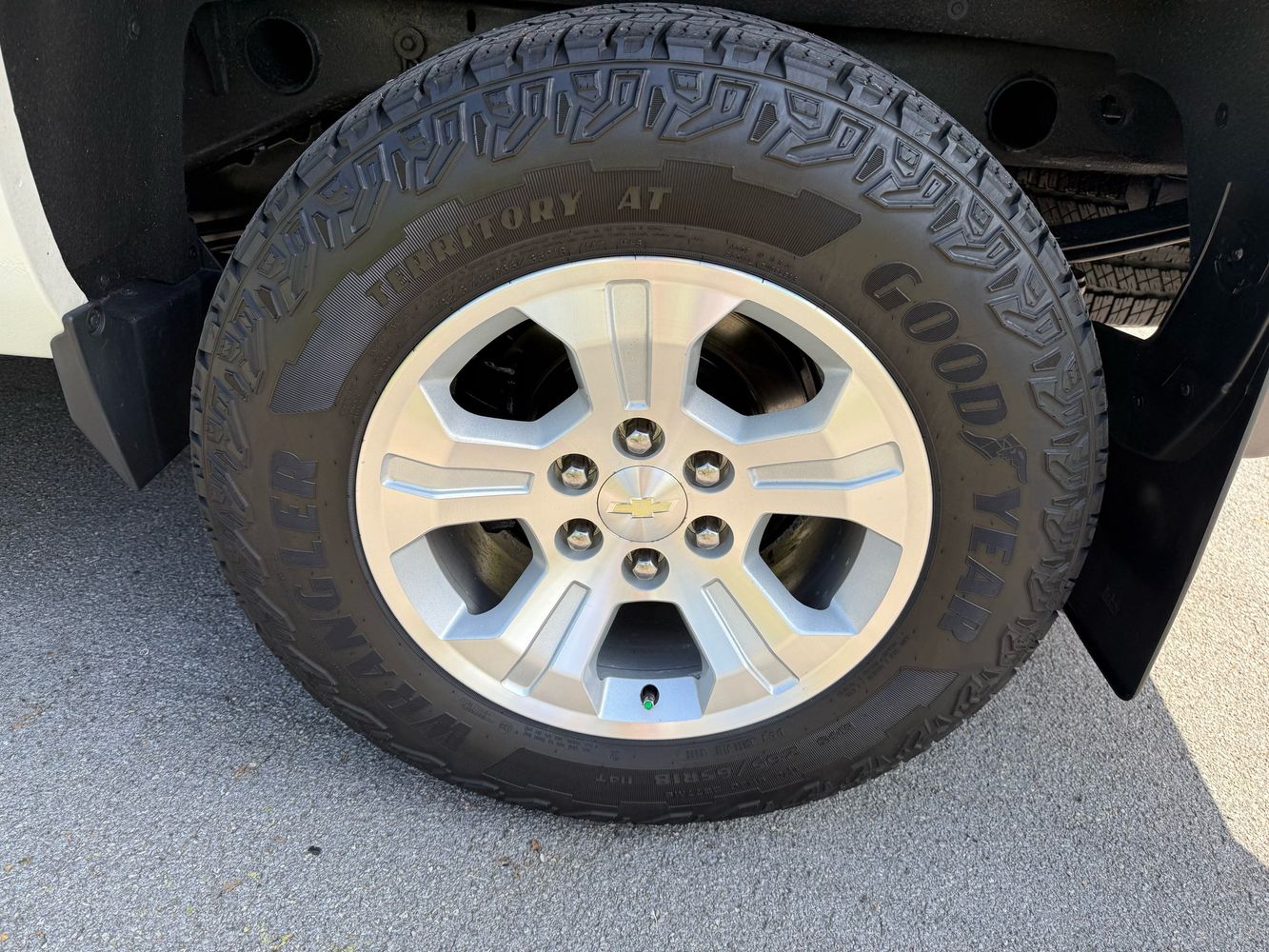 2016 Chevrolet Silverado 1500 LT Z71 photo 5