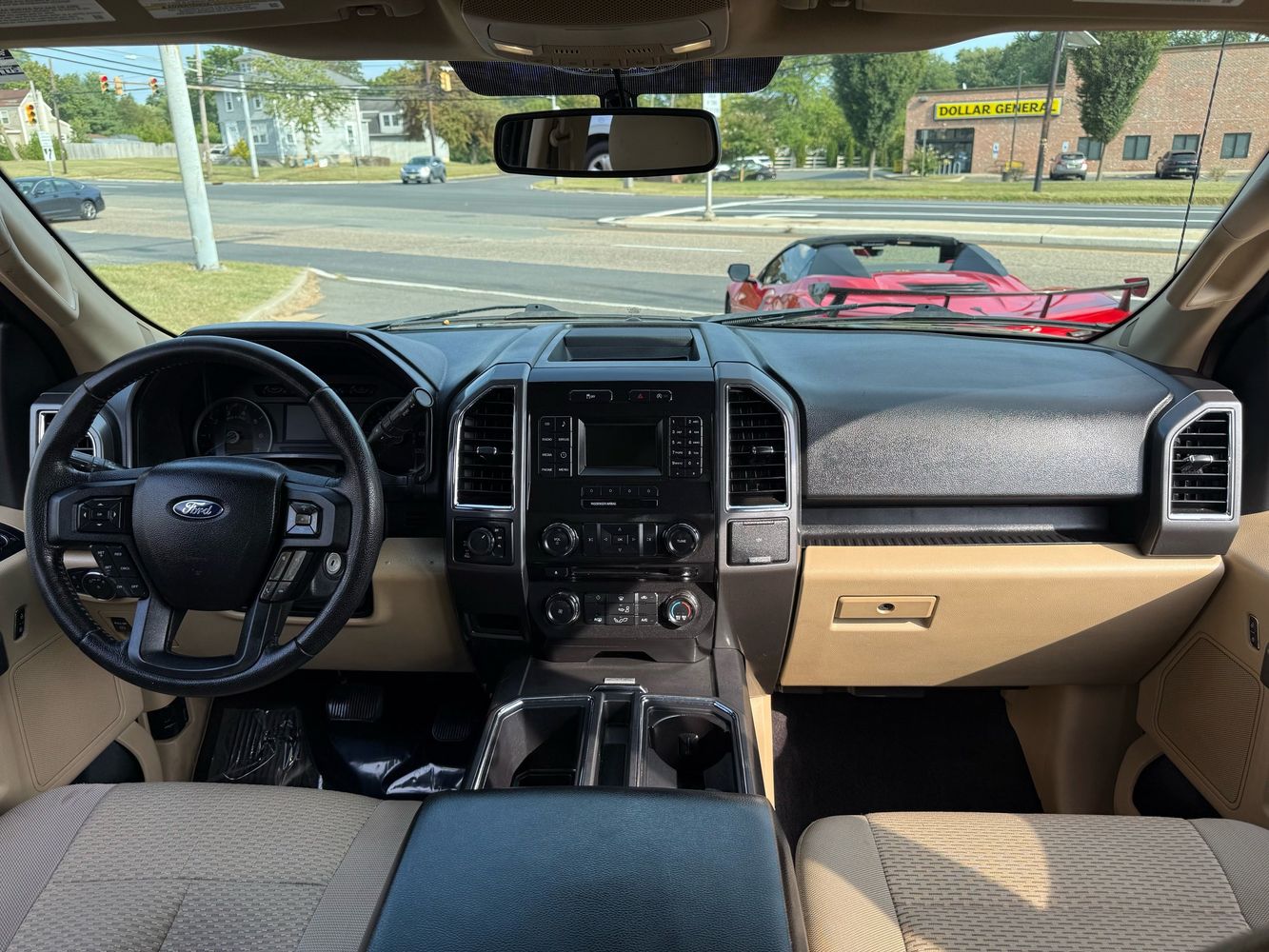 2015 Ford F-150 XLT photo 12