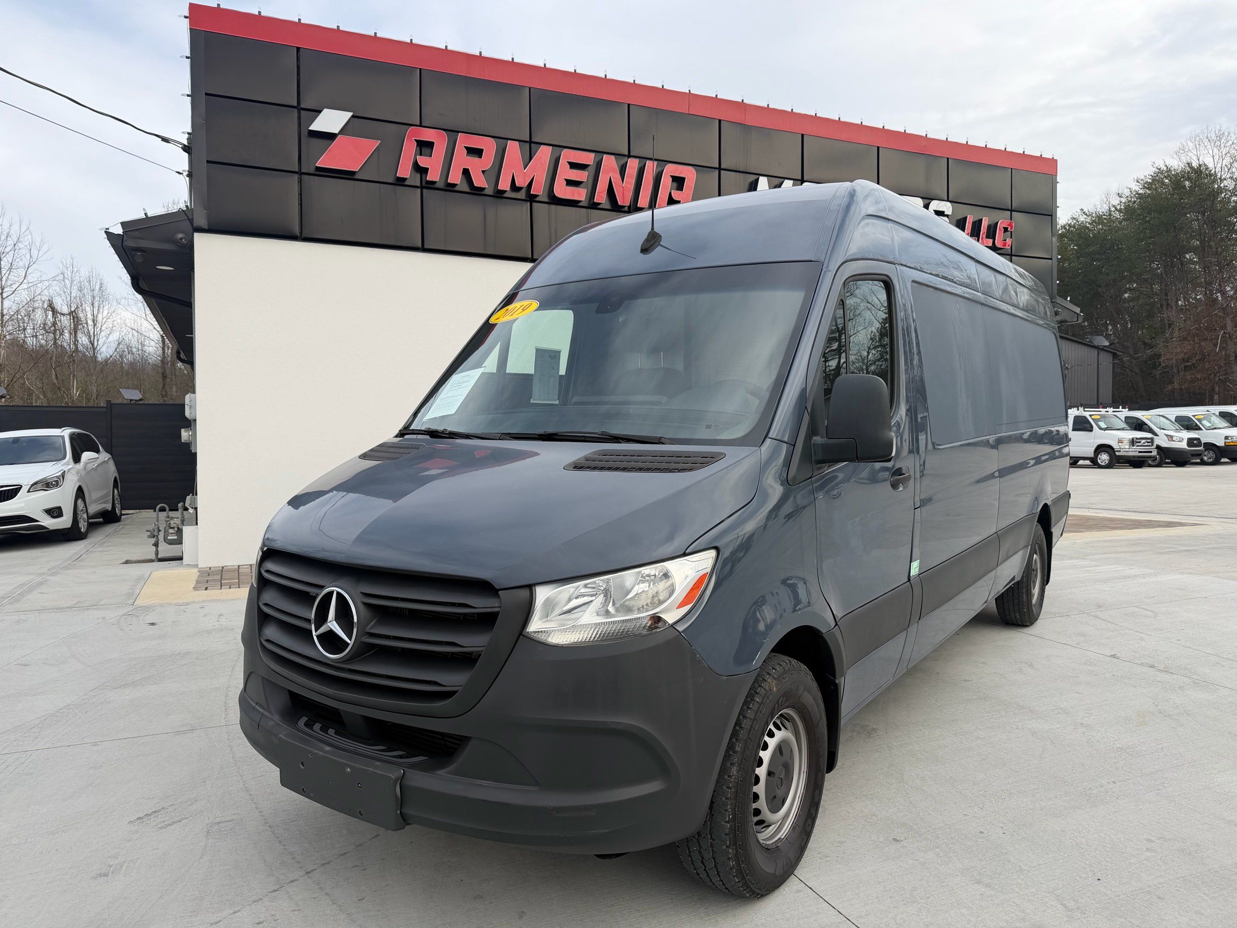 2019 Mercedes-Benz Sprinter Crew Van Base's photo
