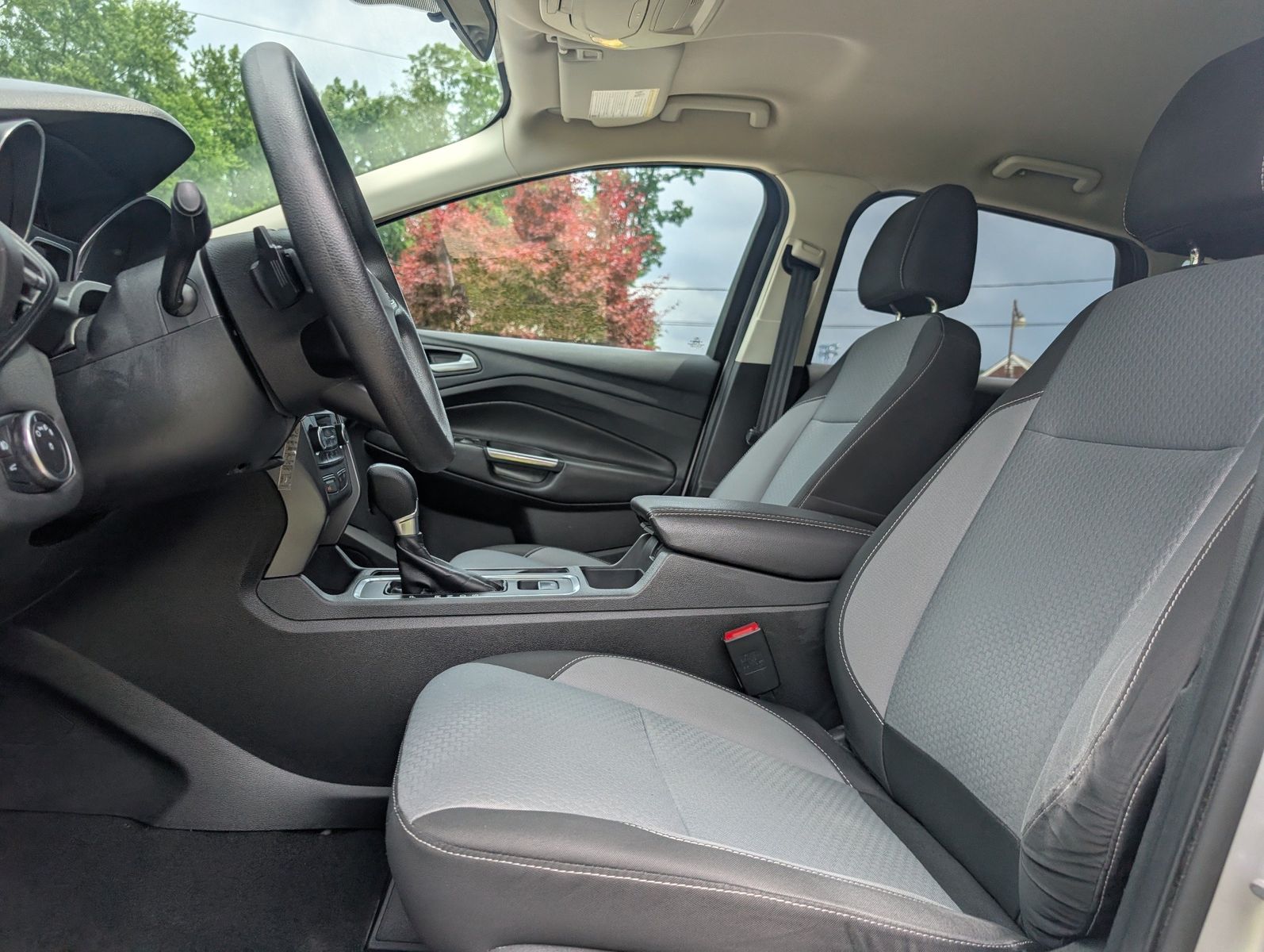 2017 Ford Escape 29