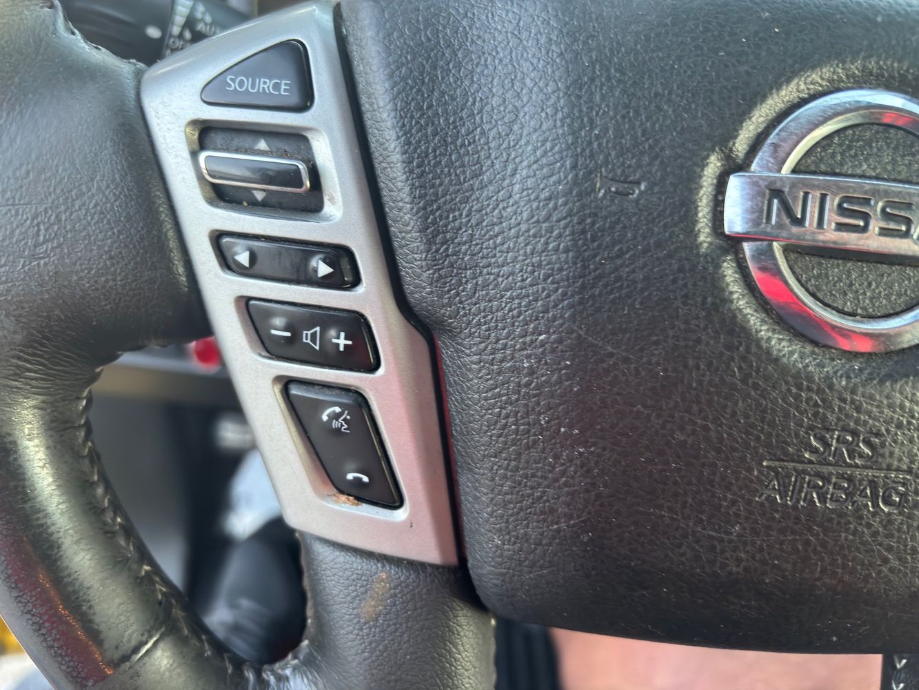 2016 Nissan Titan PRO-4X photo 32