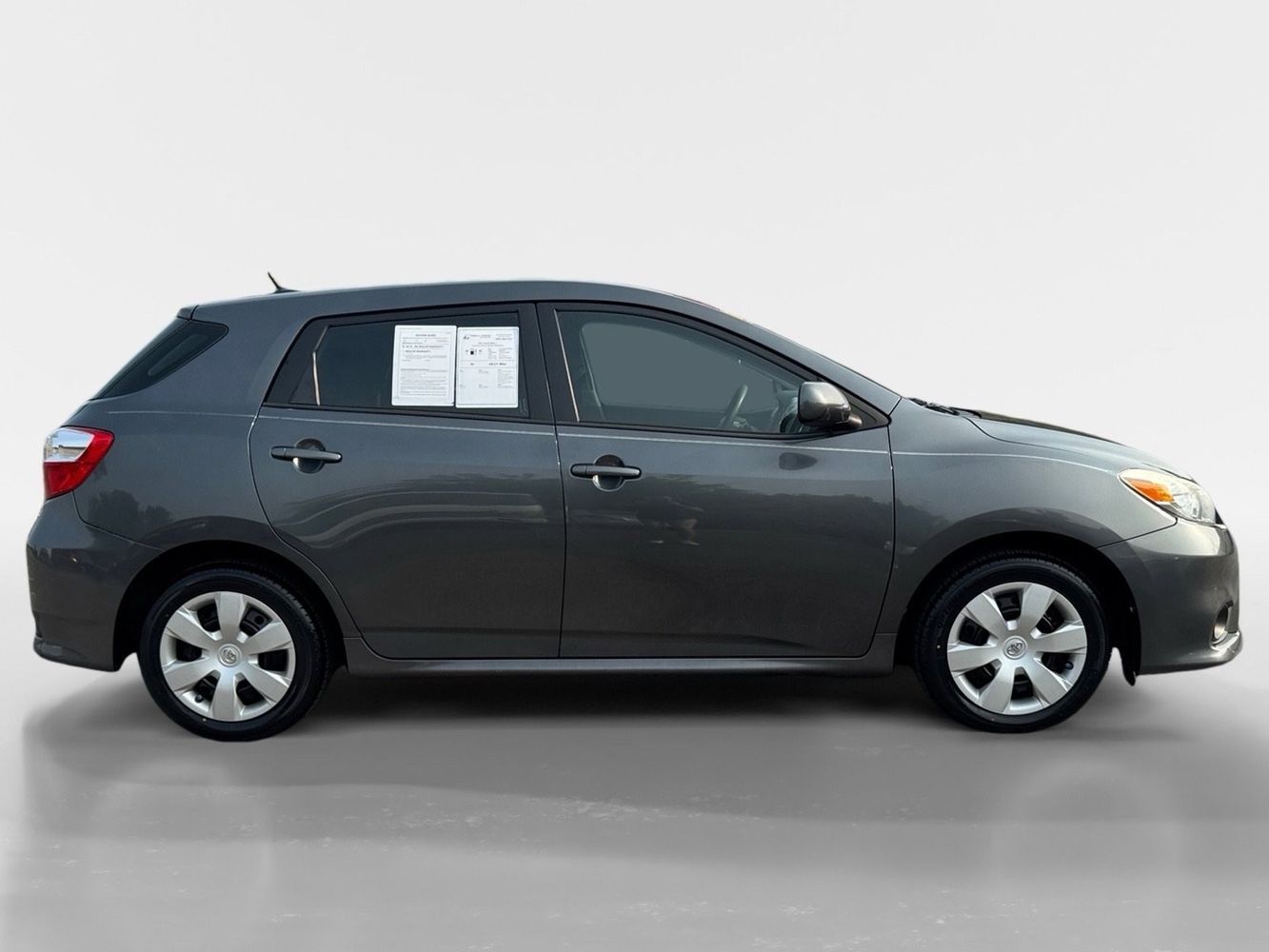 2012 Toyota Corolla Matrix L 4WD photo 4