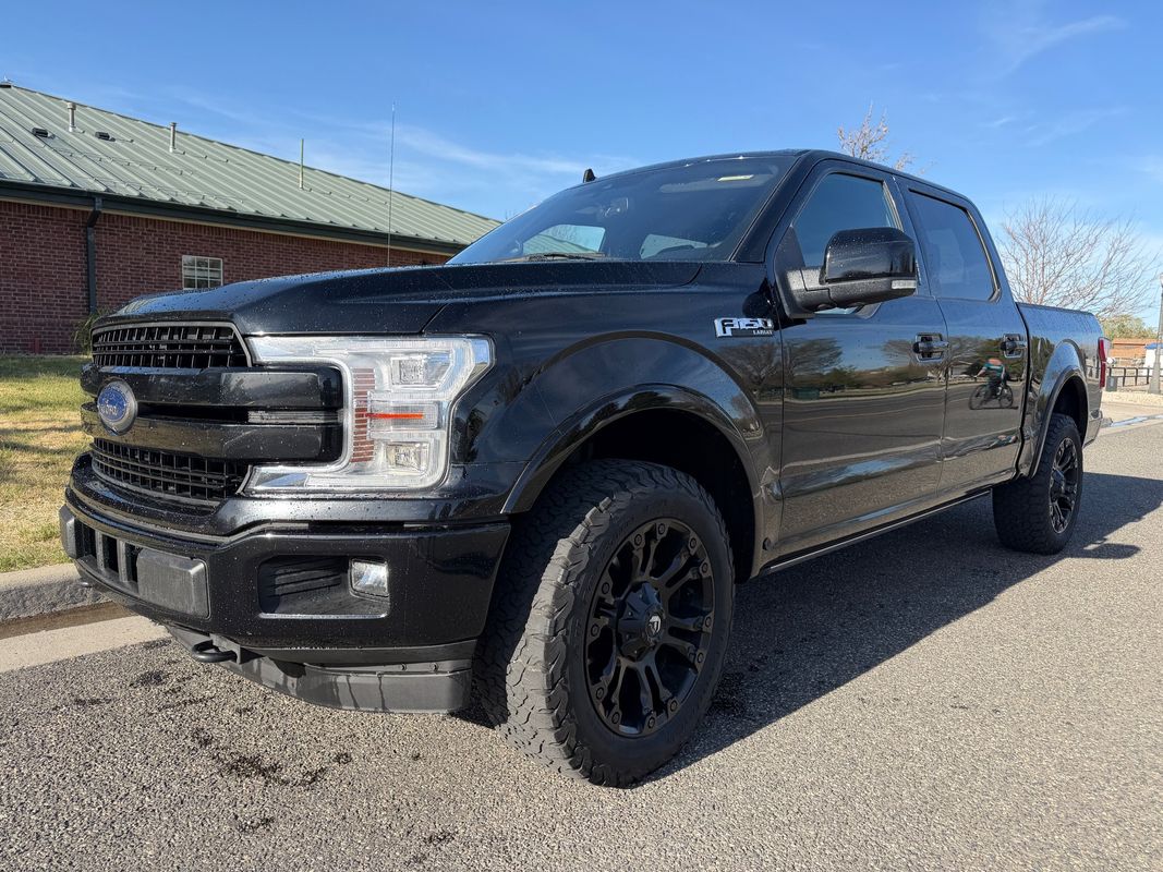 2018 Ford F-150 Lariat 4x4 SuperCrew 145 in's photo