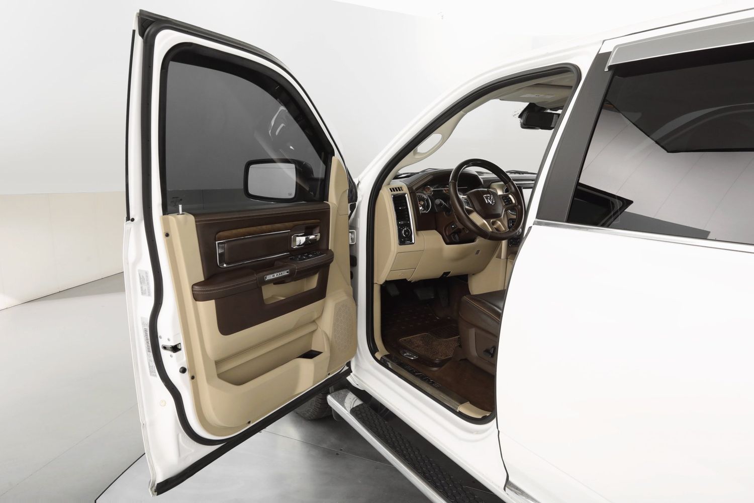2017 Ram 1500 Laramie Longhorn photo 21