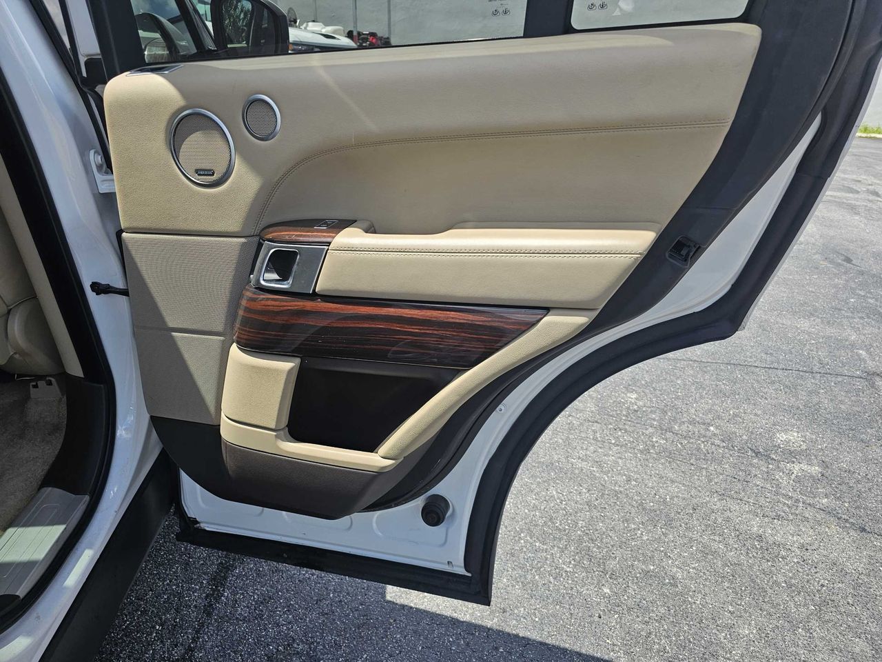 2017 Land Rover Range Rover 3.0L V6 Supercharged HSE | Tropical Auto Sales
