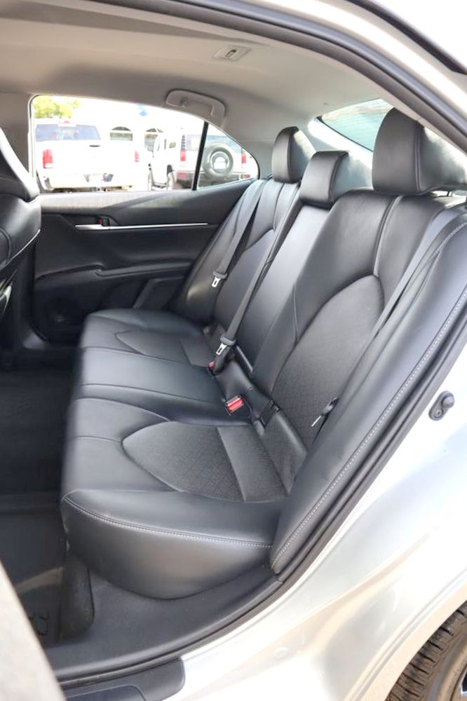 2021 Toyota Camry XSE photo 14