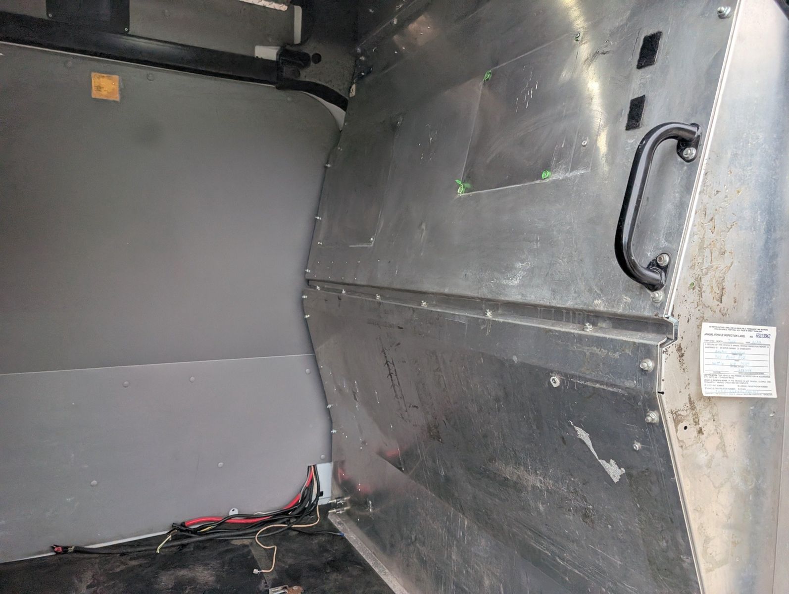 2019 Ford Transit-350 37